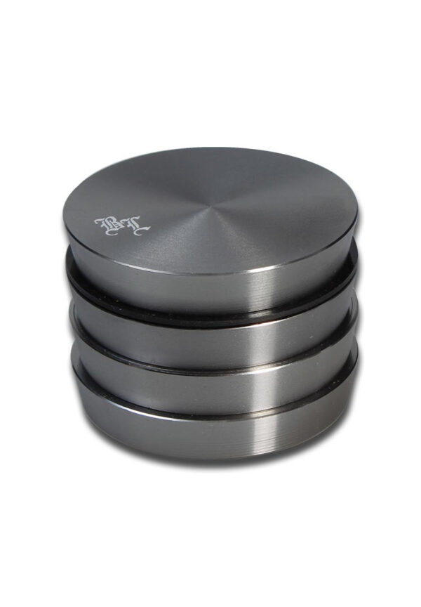 BL Step Grinder, fire dele, holdbar og effektiv til perfekt formaling.