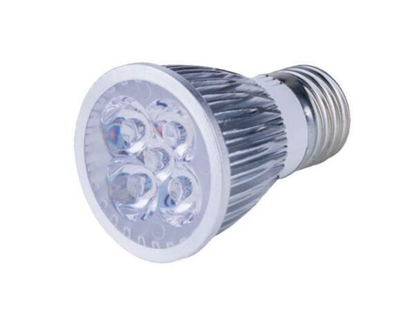 Grow LED pære 5x3W med universel E27-fatning til effektiv plantebelysning